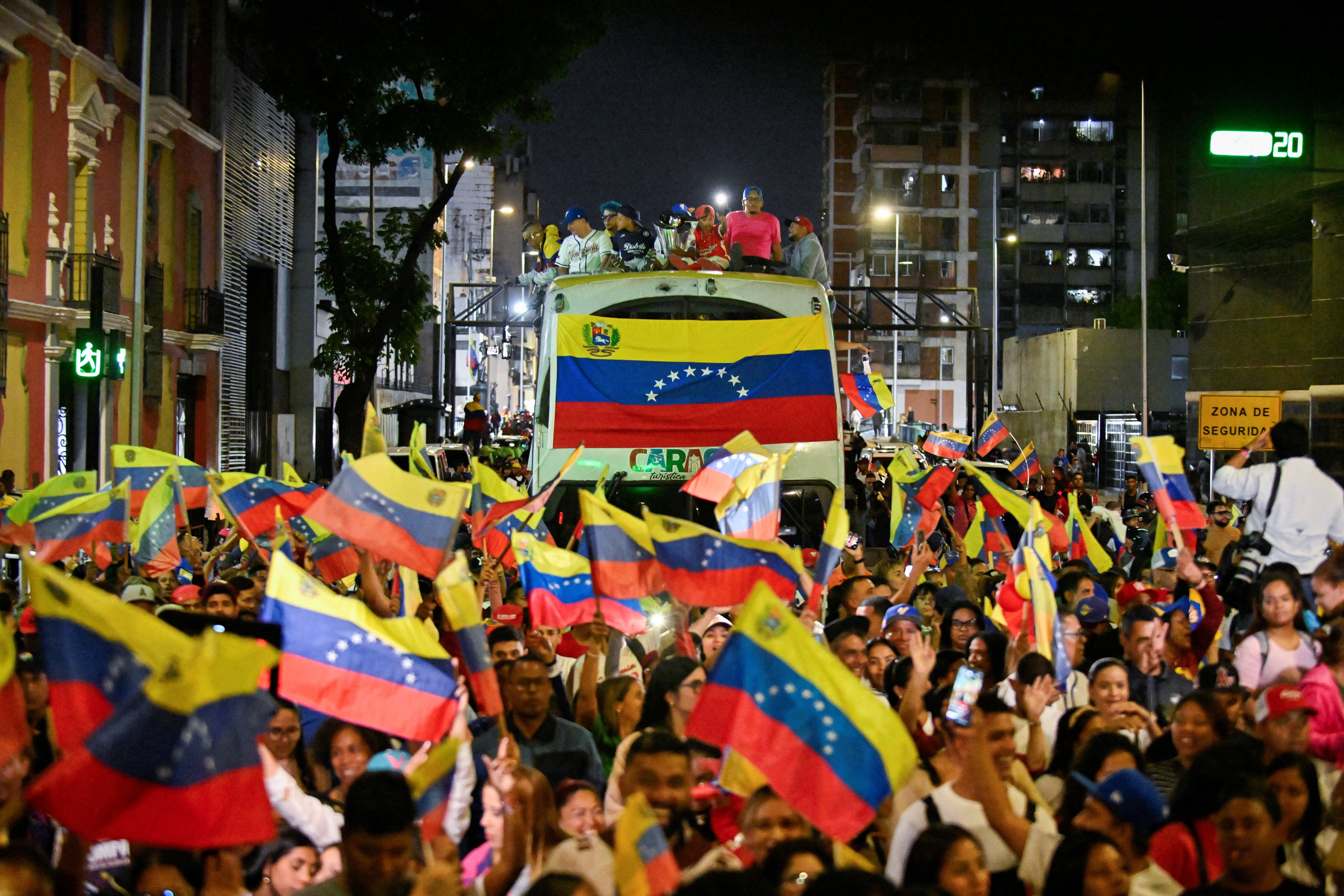 VÍDEO: Venezuela festeja título inédito no beisebol após vencer os EUA