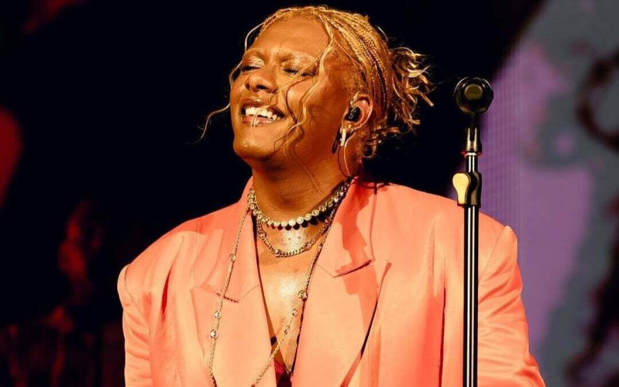 Liniker é criticada nas redes após resposta em entrevista; veja o que foi dito