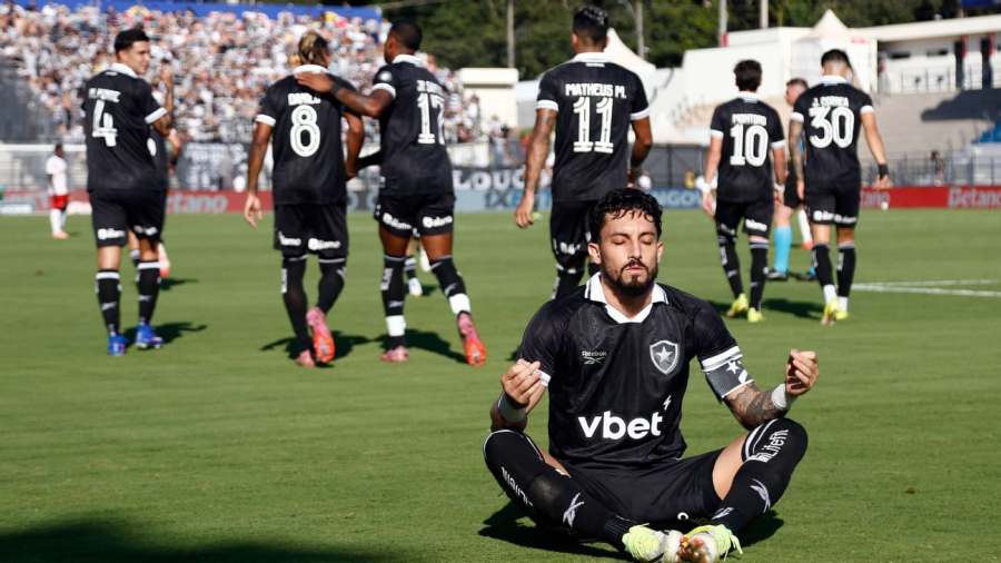 Botafogo vence o Bragantino por 2 x 1 e alivia pressão sobre Anselmi