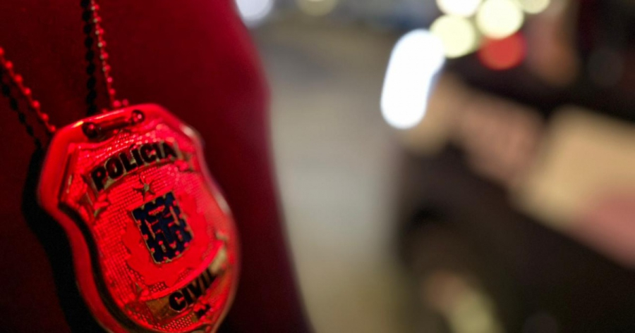 Homem é preso por estuprar menina e assassinar a mãe dela a facadas no interior da Bahia