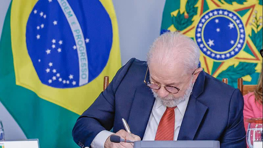 Lula deve sancionar PL Antifacção nesta terça-feira (24)