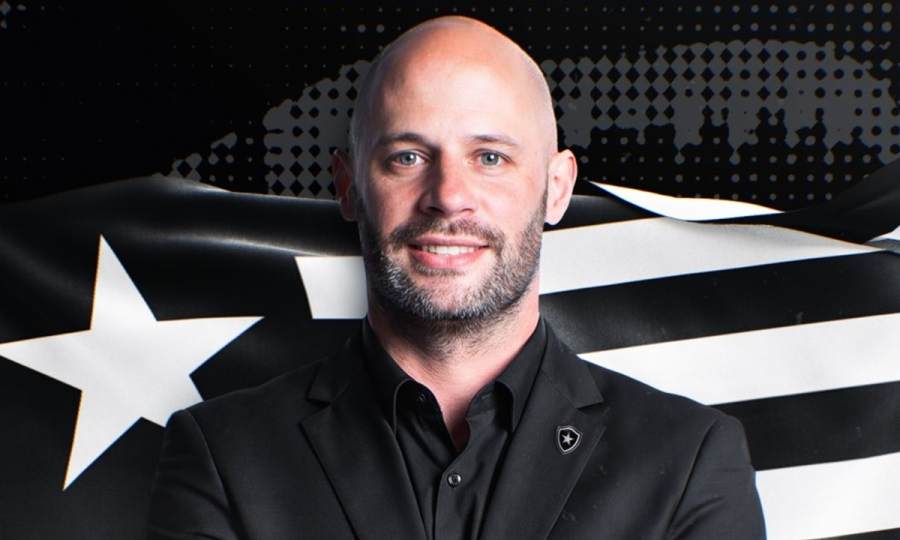 Botafogo oficializa contratação do técnico português Franclim Carvalho