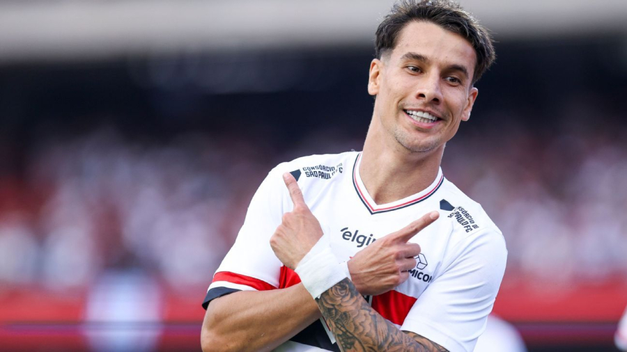 Brasileirão: Ferreira brilha e São Paulo aplica 4 a 1 no Cruzeiro