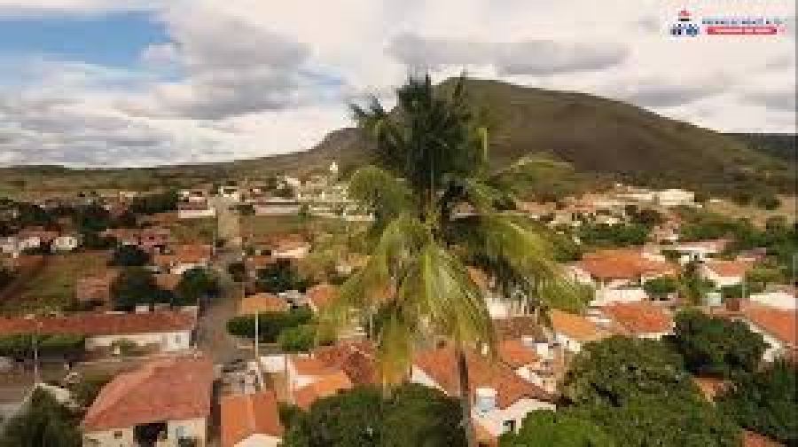 Mulher abre ação para recuperar meteorito de 97 kg achado pelo pai no interior baiano