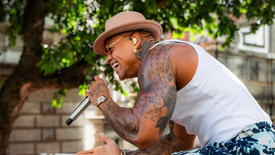 Léo Santana explica escolha do nome do herdeiro