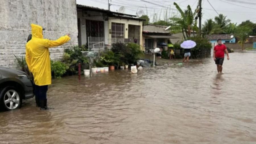 Chuvas no Nordeste: Pernambuco confirma 6 mortes e Paraíba decreta calamidade